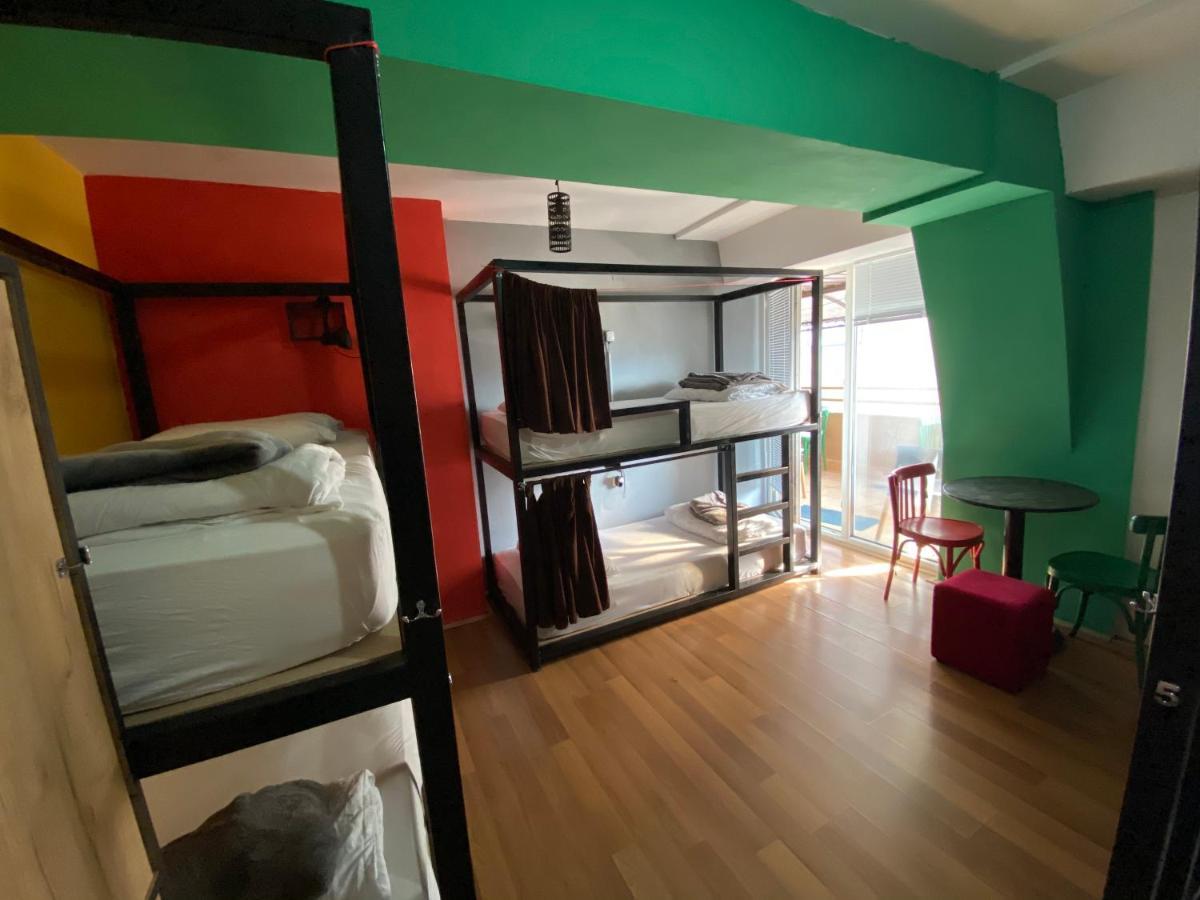 Mickitos Hostel & Apartments สโกเปีย ภายนอก รูปภาพ