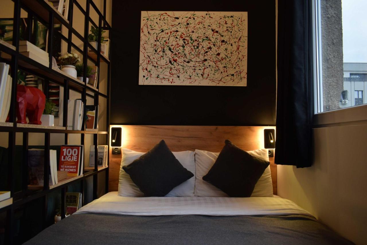 Mickitos Hostel & Apartments สโกเปีย ภายนอก รูปภาพ